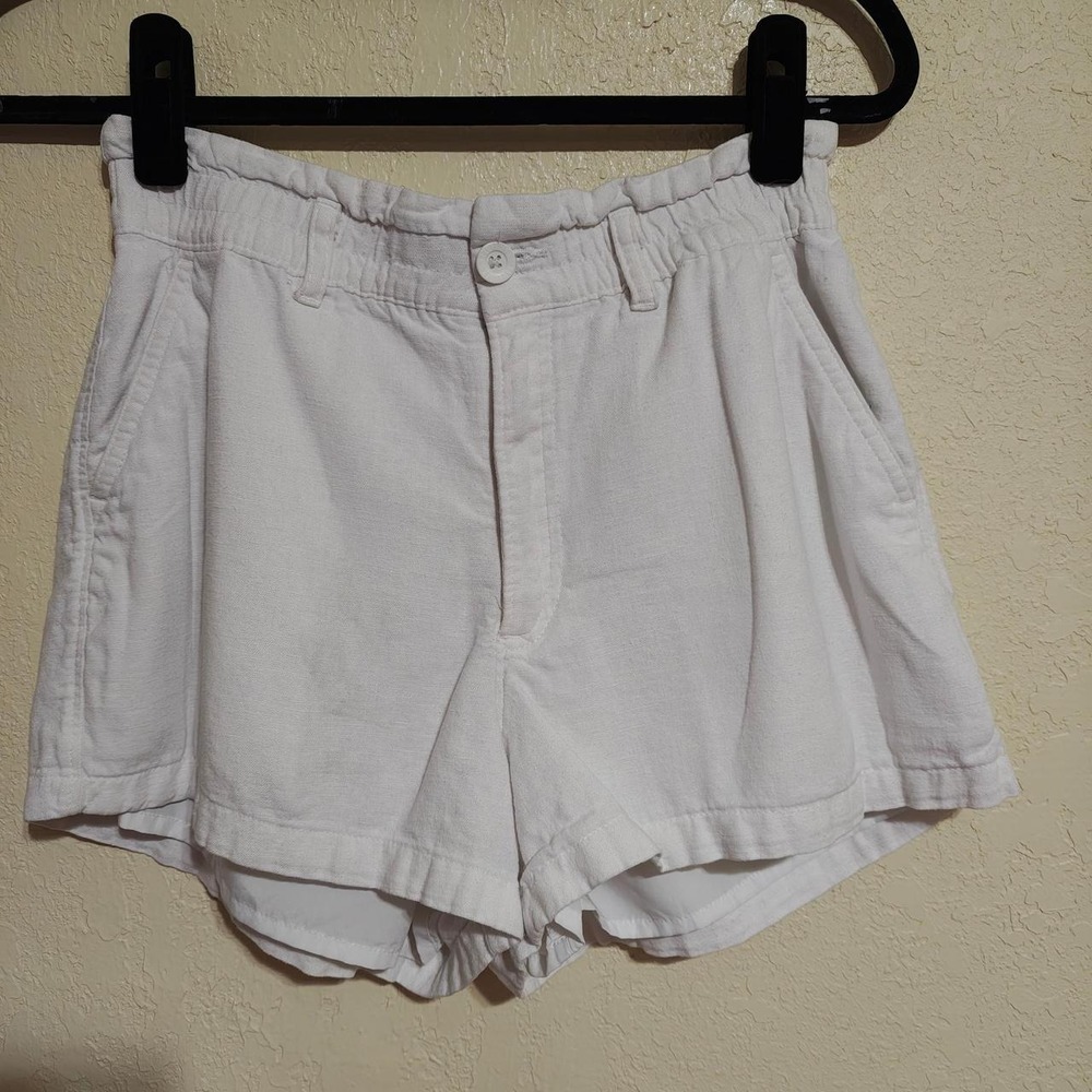 Hollister White Ultra High-Rise Soft Shorts Elastic Waist Womens Small